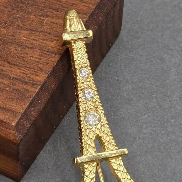 Eiffel Tower Gold Tone Rhinestone Brooch Pin 2.5" Parisian Landmark Modernist - Picture 3 of 6